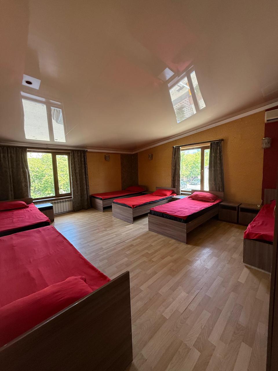 Room 209 photo 1